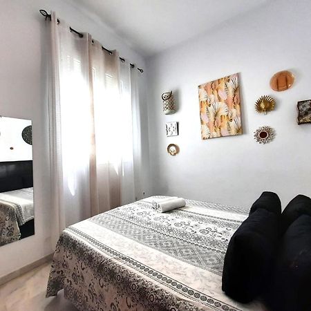 Budget & Lovely Rooms Las Setas Séville Extérieur photo