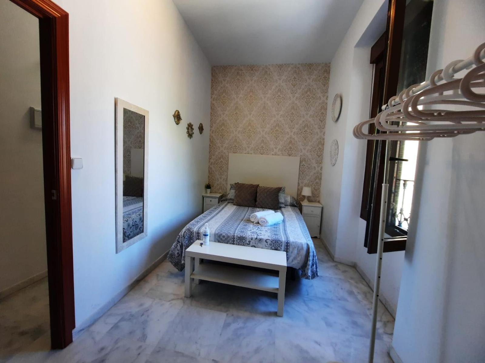 Budget & Lovely Rooms Las Setas Séville Extérieur photo